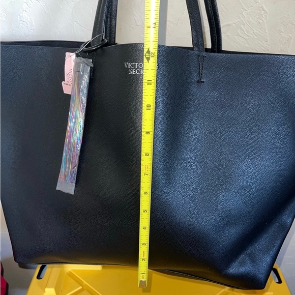 Victoria’s Secret black tote - Picture 2 of 5